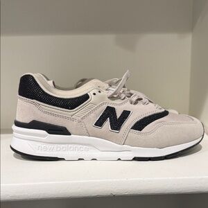 New Balance Women's Black and Cream Sneakers